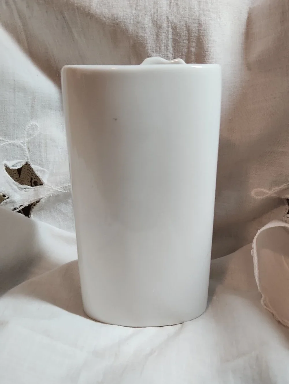 N/A elegant white